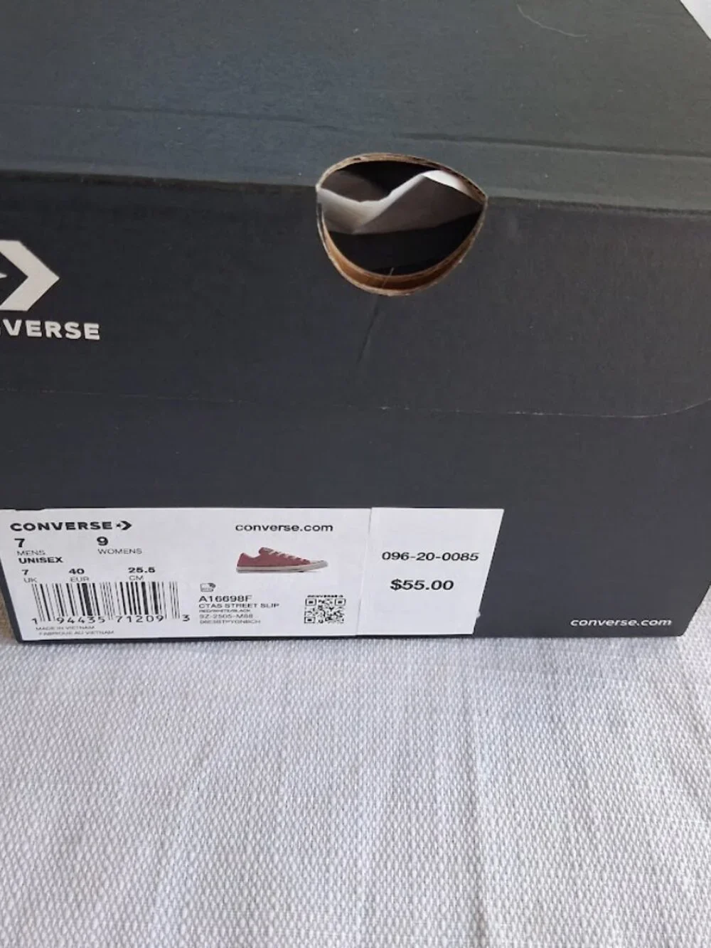 Converse Adult Street Ox Low Sneakers - Red Mens 7 / Womens 9 NEW - Picture 4 of 4
